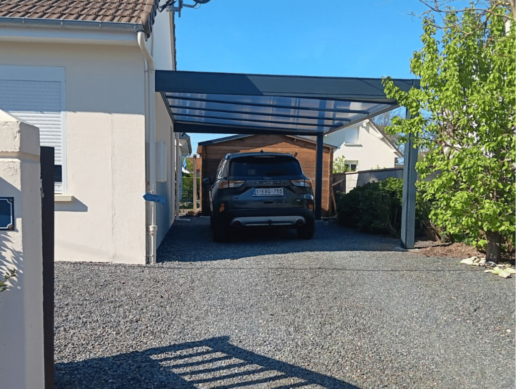 Avec notre carport Rénoval optimisez votre espace extérieur