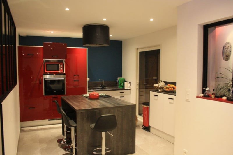 Cuisine moderne et fonctionnelle à Cerisy-la-Salle