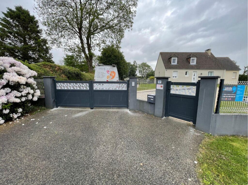Réalisation d'un portail et d'un portillon à Cambernon (près de Coutances)