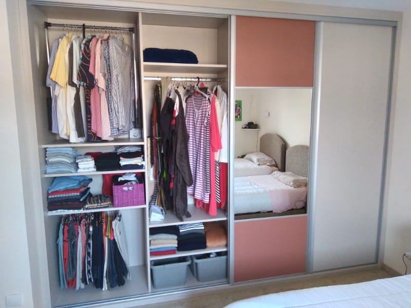 Dressing sur mesure : la solution pour un espace de rangement parfait