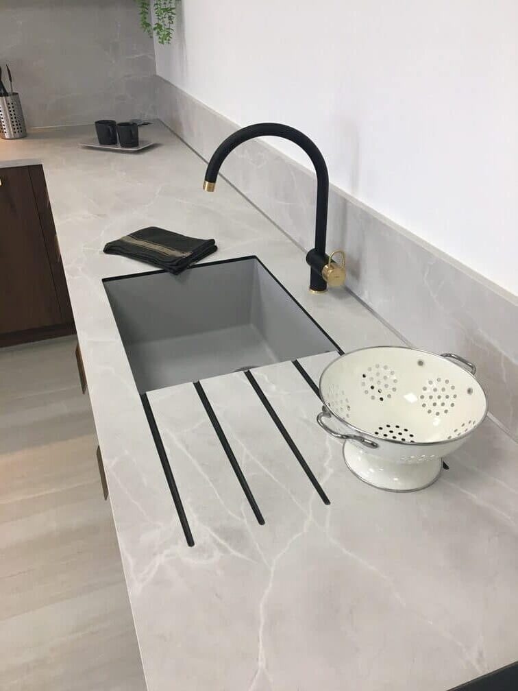 Cuisine Signature Izabelle : Un Avant-Goût du Luxe au Showroom d'Agneaux