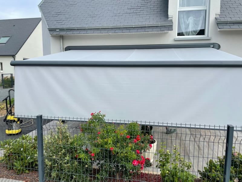 Store banne à Saint-Samson-de-Bonfossé : profitez de votre terrasse tout au long de l'année